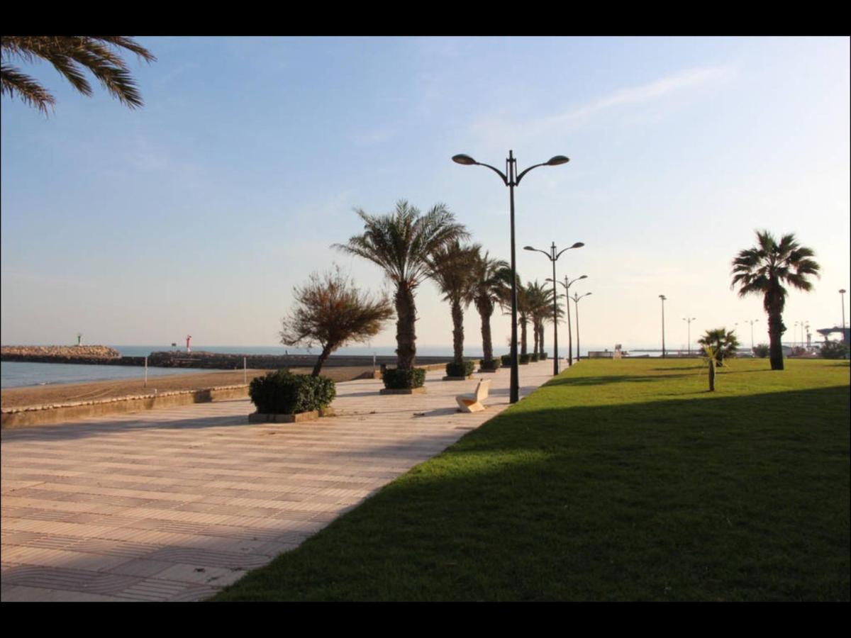 Cozy Apartment On The Sea Port Saplaya Exterior foto